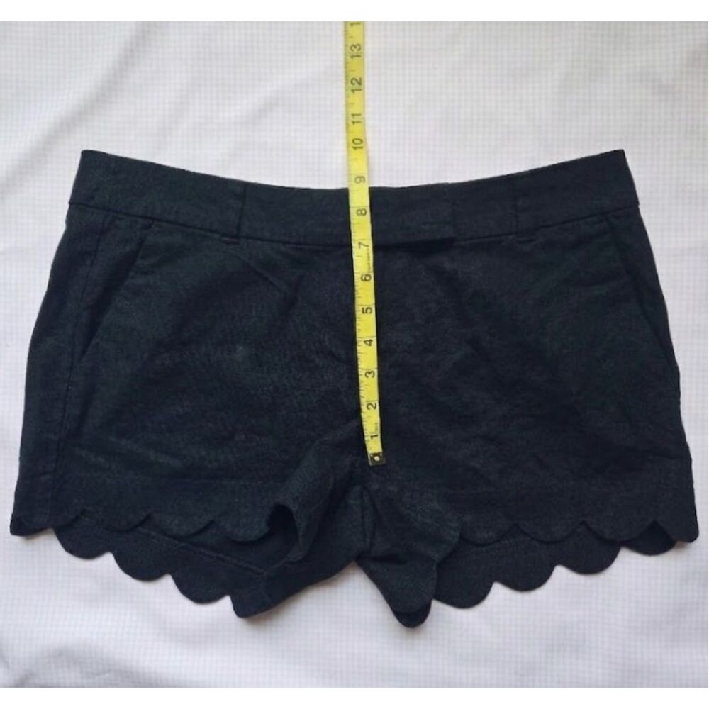 J Crew Women's Black 4" Scalloped Hem Short. Size 10 - Picture 7 of 8